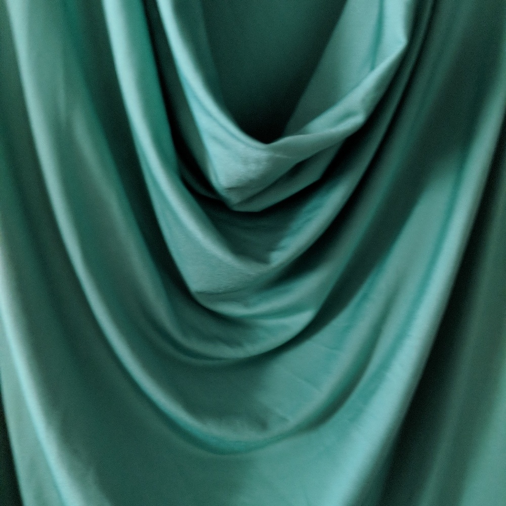Gorgeous green blouse - Picture 3 of 5